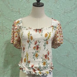 **like new** Torrid Floral Ruffle Blouse in White and Multicolor